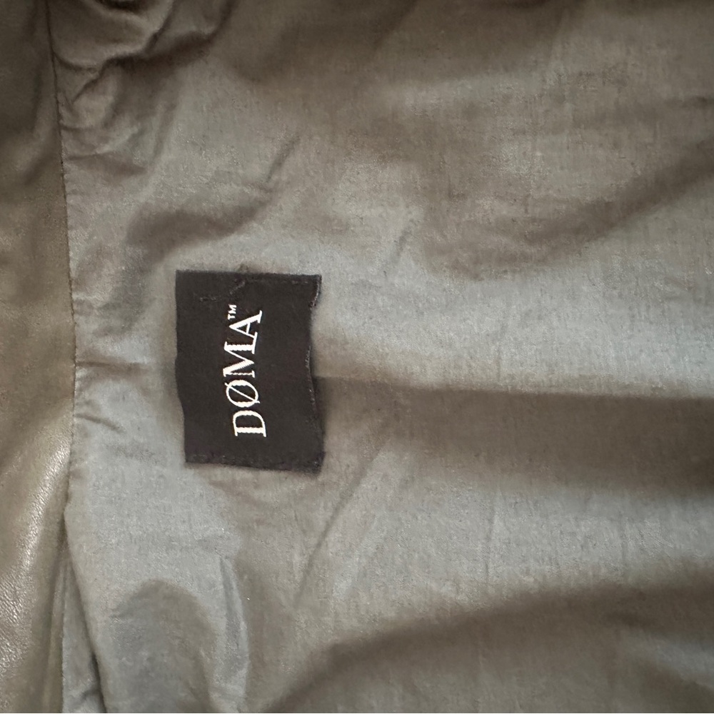 Doma Leather Jacket - image 5